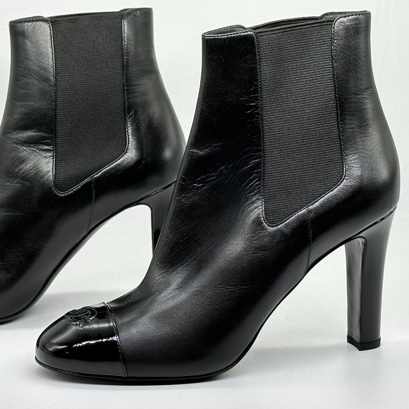 CHANEL 21B Leather Patent Cap Toe CC Ankle Boots Booties Heels - Picture 10 of 16